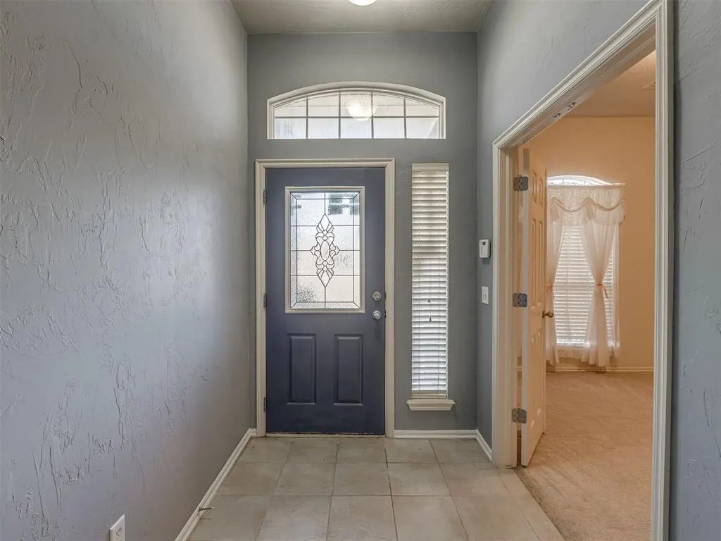 Photo 4 — 2316 SW 96th Street, Oklahoma City, OK 73159