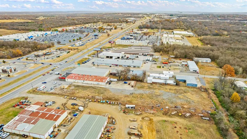 Photo 12 — 1107 N Shawnee Street, Muskogee, OK 74801