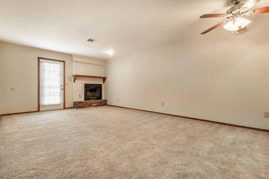 Photo 4 — 231 Barrett Place, Edmond, OK 73003