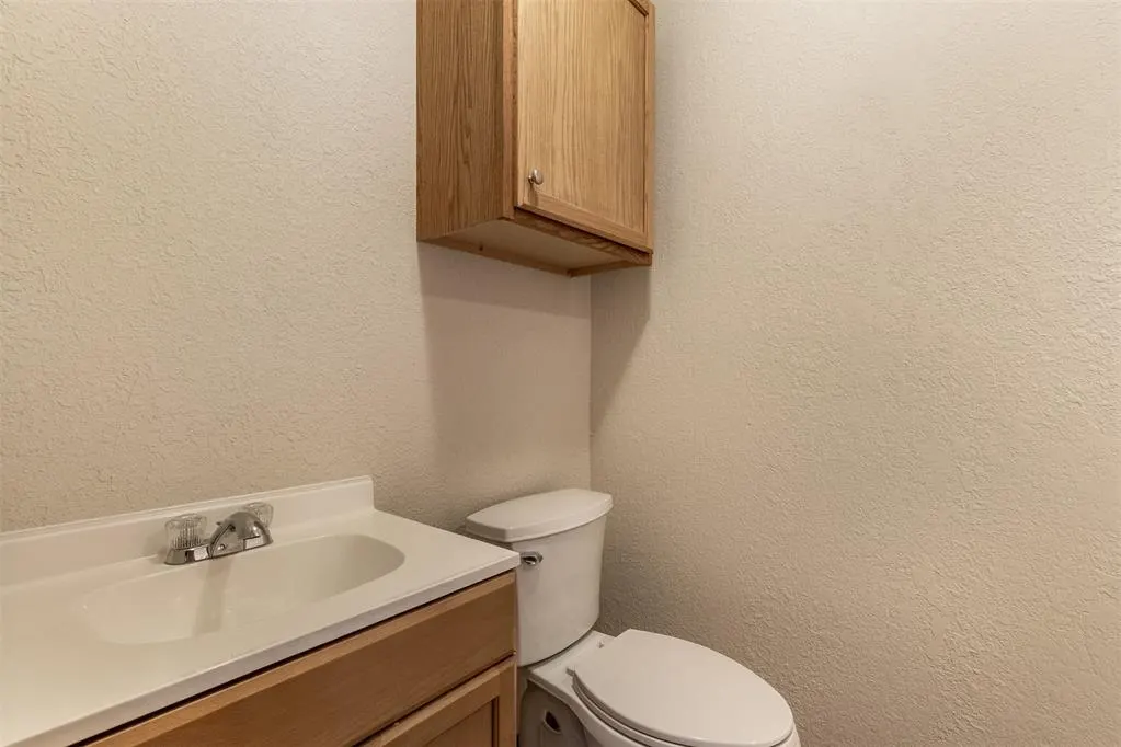 Photo 10 — 231 Barrett Place, Edmond, OK 73003