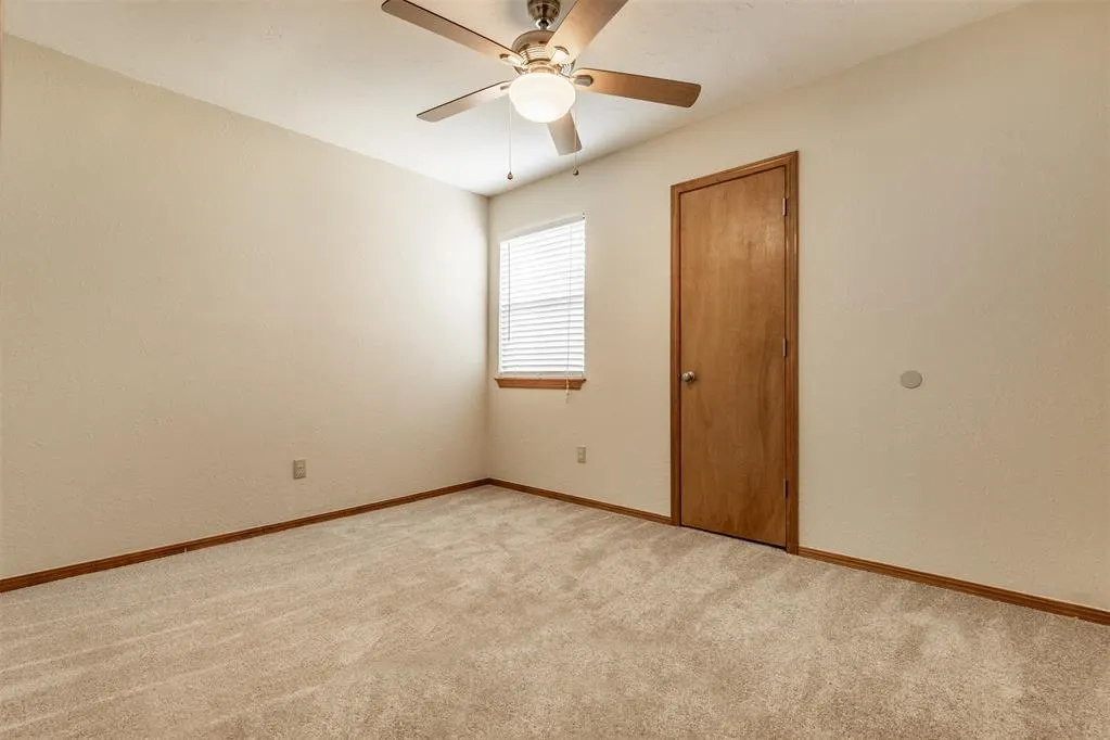 Photo 13 — 231 Barrett Place, Edmond, OK 73003