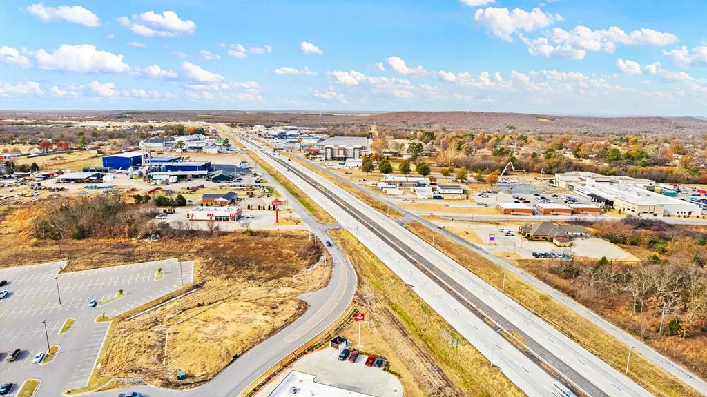 Photo 24 — 1075 S George Nigh Expressway, McAlester, OK 74501