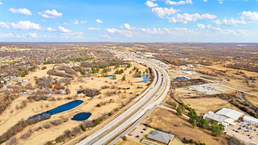Photo 27 — 1075 S George Nigh Expressway, McAlester, OK 74501