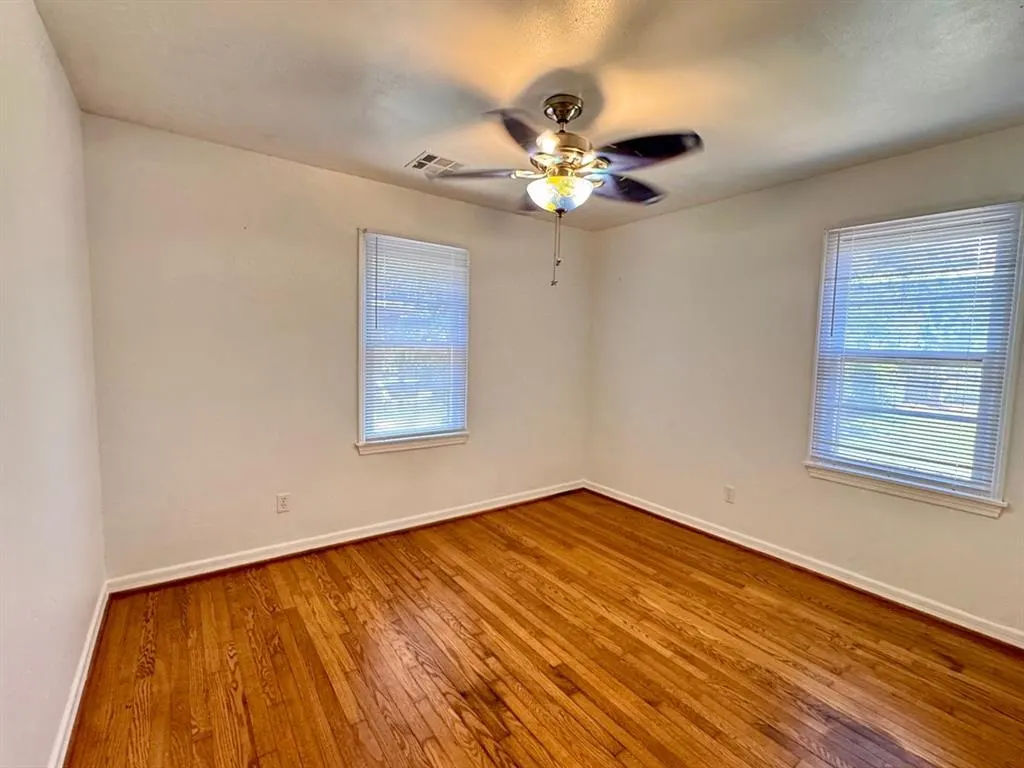 Photo 12 — 1304 Downing Street, Oklahoma City, OK 73120