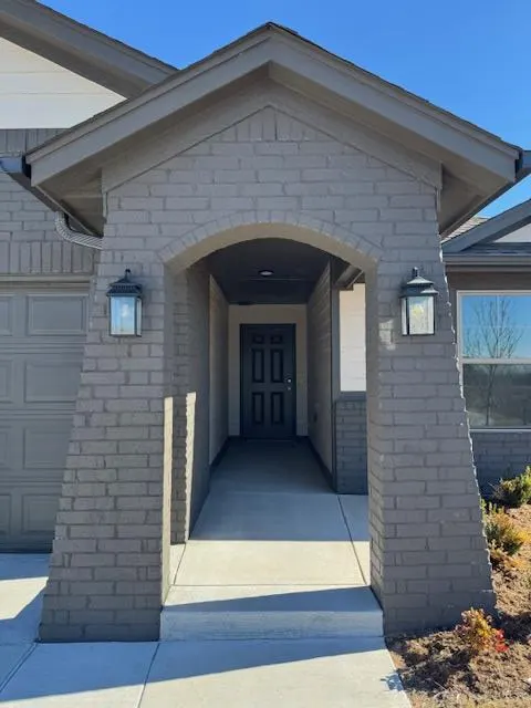 Photo 2 — 16016 Switchgrass Place, Oklahoma City, OK 73170