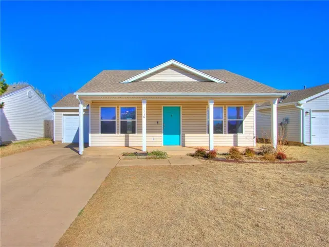 Photo 3 — 1116 Abigail Court, Edmond, OK 73003