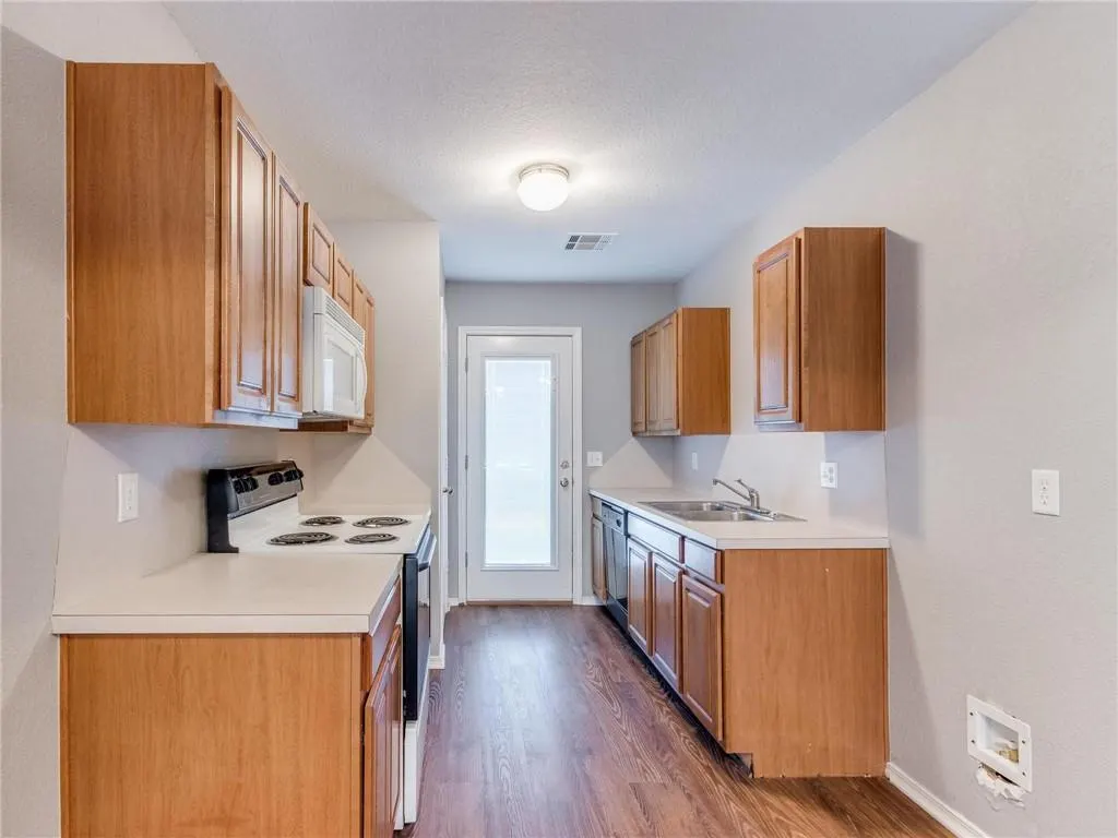 Photo 11 — 1116 Abigail Court, Edmond, OK 73003