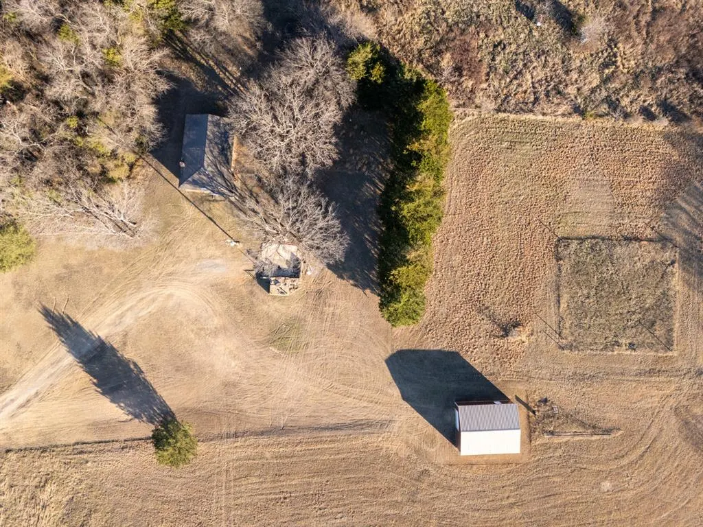 Photo 16 — 990876 S 3500 Road, Sparks, OK 74869