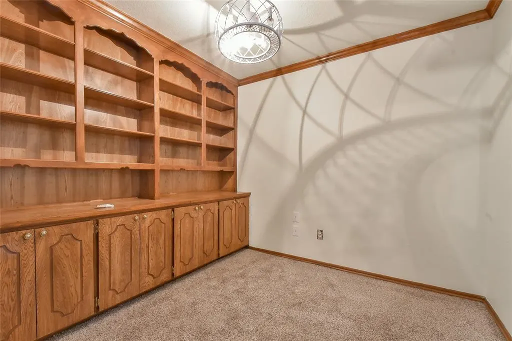 Photo 5 — 410 E Johnson Street, Lexington, OK 73051