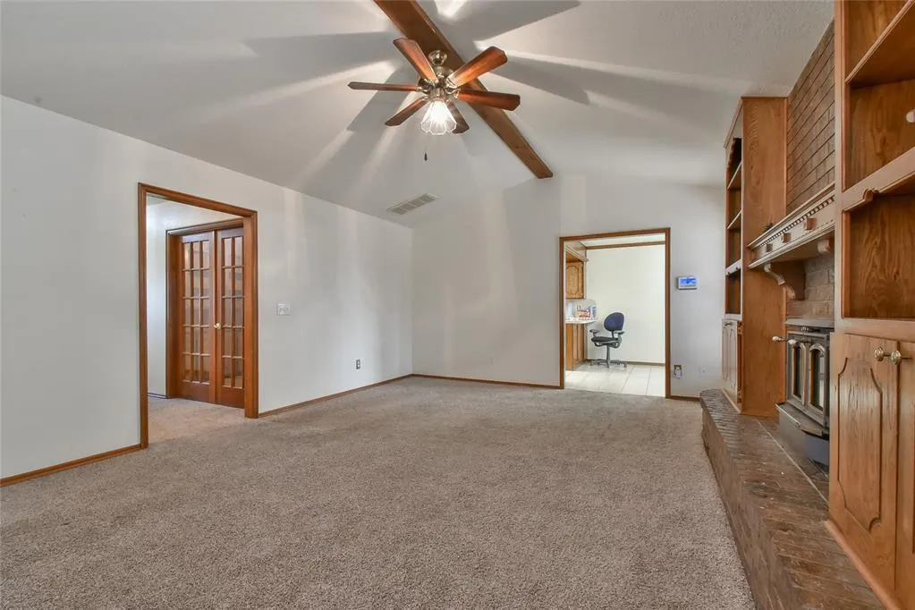 Photo 7 — 410 E Johnson Street, Lexington, OK 73051