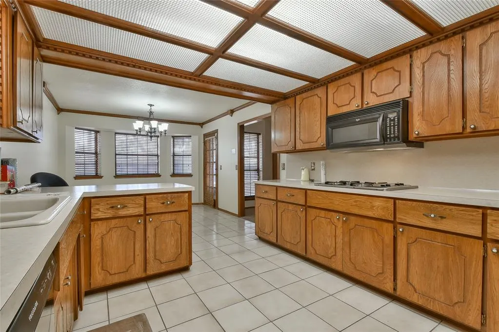 Photo 12 — 410 E Johnson Street, Lexington, OK 73051