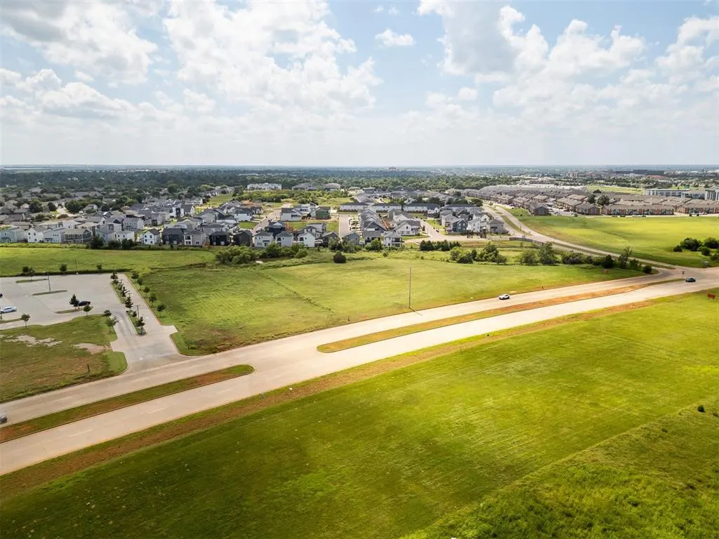 Photo 25 — 13129 Highland Park Boulevard, Oklahoma City, OK 73120