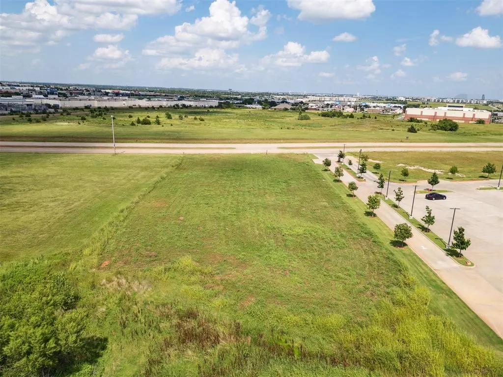 Photo 28 — 13129 Highland Park Boulevard, Oklahoma City, OK 73120