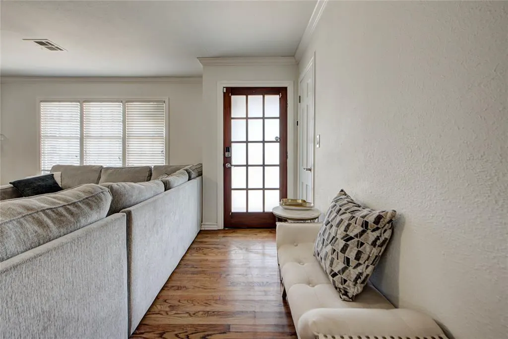 Photo 4 — 1523 S Pickard, Norman, OK 73072