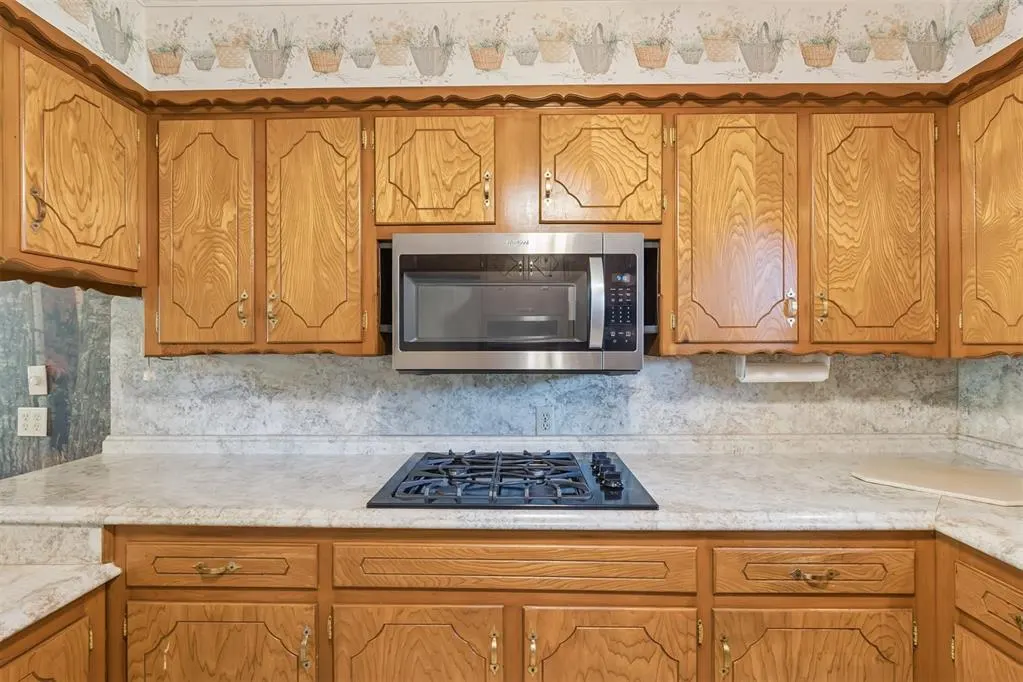 Photo 15 — 13722 NE 9th Street, Choctaw, OK 73020