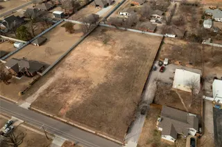 Sold home at 825 NW 34th Street