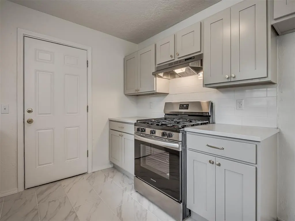 Photo 11 — Address unavailable, Oklahoma City, OK 73122