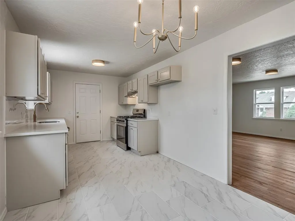 Photo 19 — Address unavailable, Oklahoma City, OK 73122