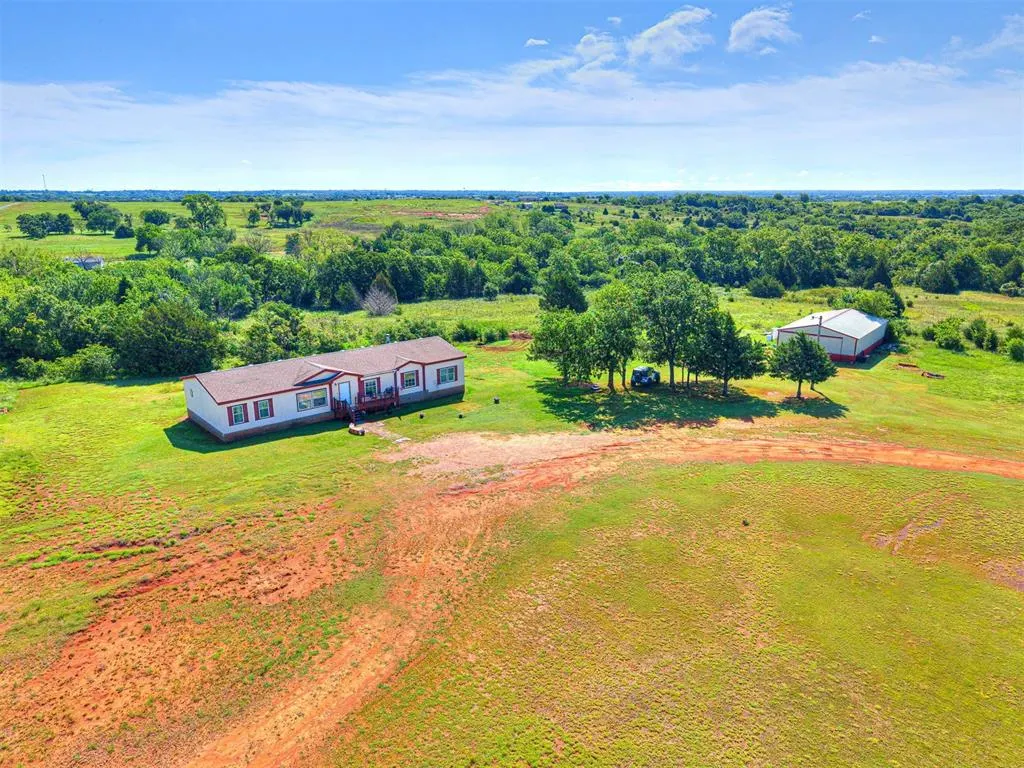 Photo 2 — 19108 Finn Ridge Road, Purcell, OK 73080