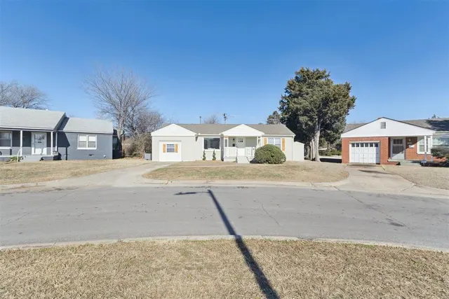 Photo 2 — 1333 Campbell Road, Oklahoma City, OK 73111