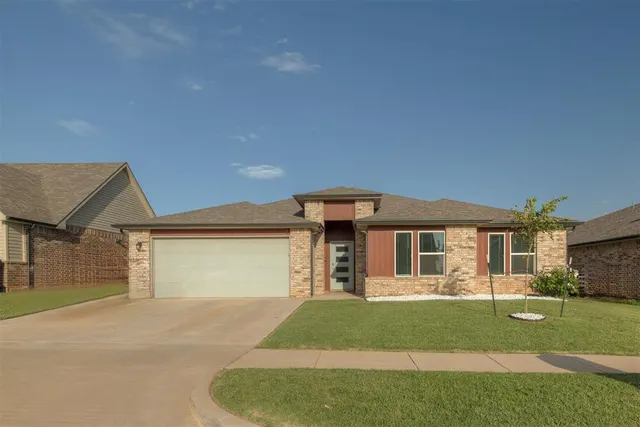 Photo 4 — 14405 Gravity Falls Lane, Oklahoma City, OK 73142