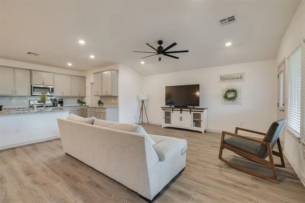 Photo 12 — 14405 Gravity Falls Lane, Oklahoma City, OK 73142