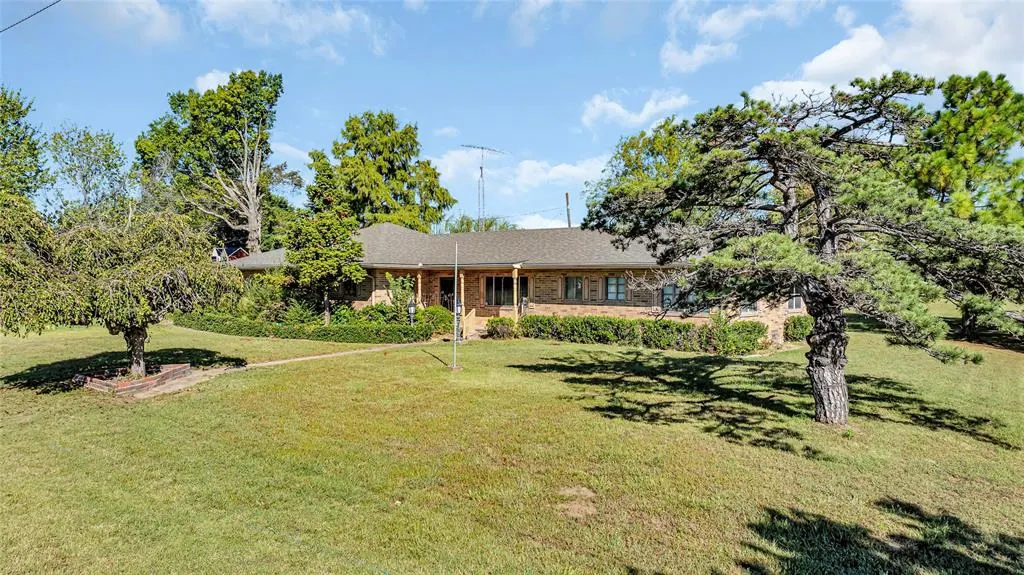 Photo 44 — 1200 E Smith, Stratford, OK 74872