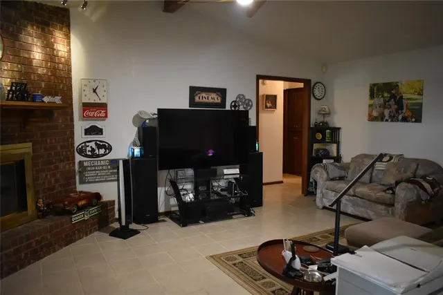 Photo 3 — 1186 County Street 2954, Tuttle, OK 73089