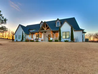 Sold home at 2717 Cherry Glen Drive