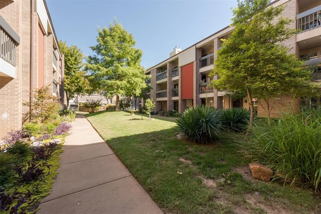 Photo 34 — 600 NW 4th Street 211N, Oklahoma City, OK 73102