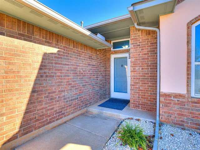 Photo 4 — 12320 Edison Drive, Oklahoma City, OK 73120