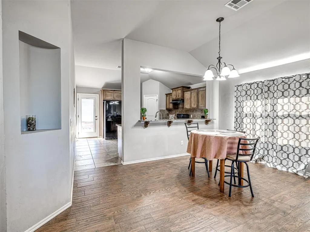 Photo 11 — 12320 Edison Drive, Oklahoma City, OK 73120