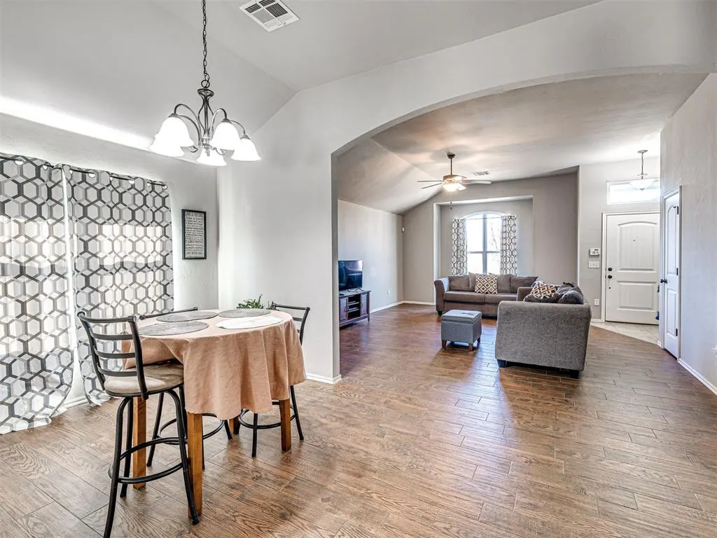 Photo 14 — 12320 Edison Drive, Oklahoma City, OK 73120