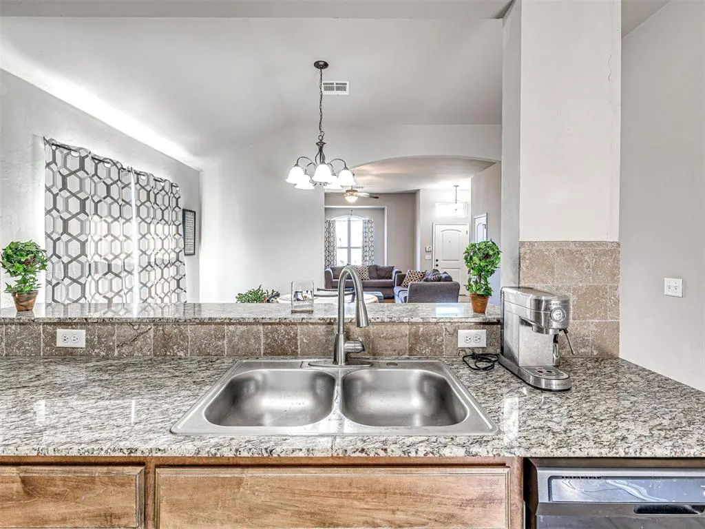 Photo 19 — 12320 Edison Drive, Oklahoma City, OK 73120