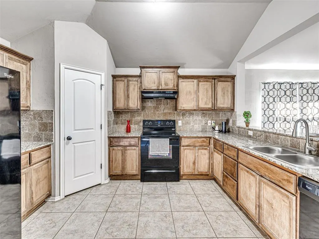 Photo 20 — 12320 Edison Drive, Oklahoma City, OK 73120