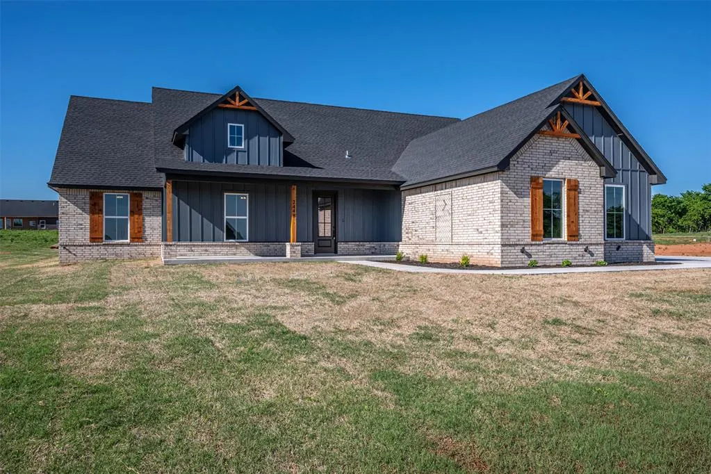 Photo 7 — 2448 Sierra Circle, Blanchard, OK 73010