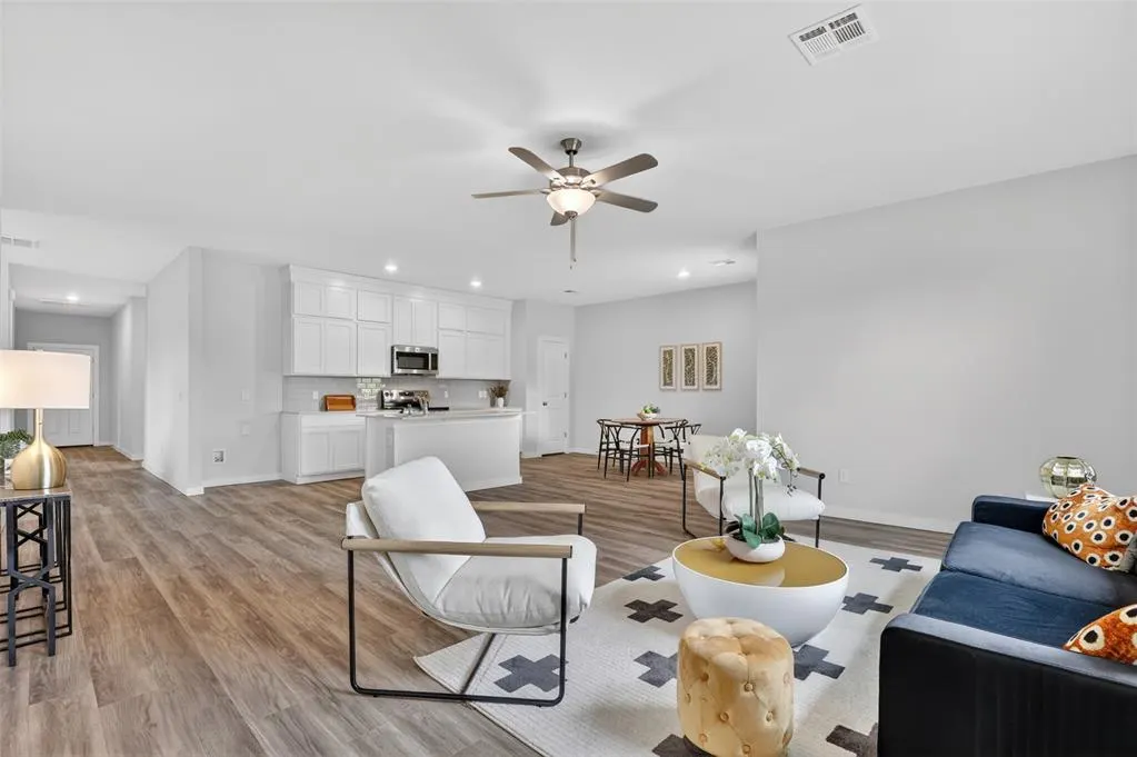 Photo 14 — 745 Cumberland Drive, Guthrie, OK 73044