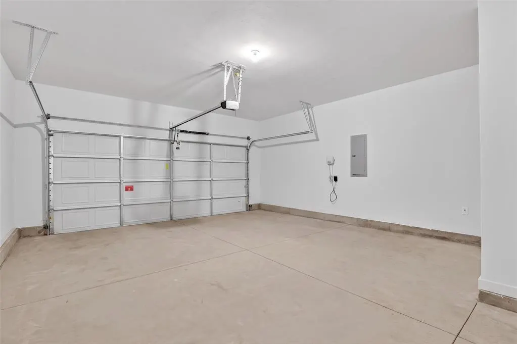 Photo 36 — 745 Cumberland Drive, Guthrie, OK 73044