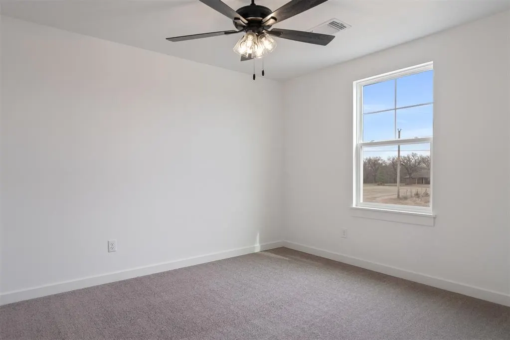 Photo 29 — 24237 Western Avenue, Washington, OK 73093