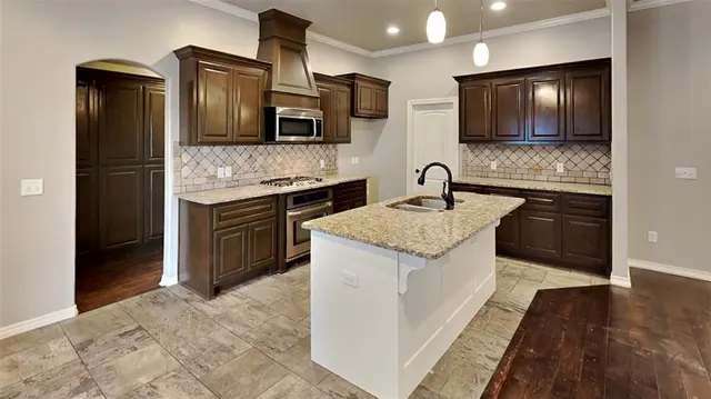 Photo 8 — 13625 Cobblestone Road, Oklahoma City, OK 73142