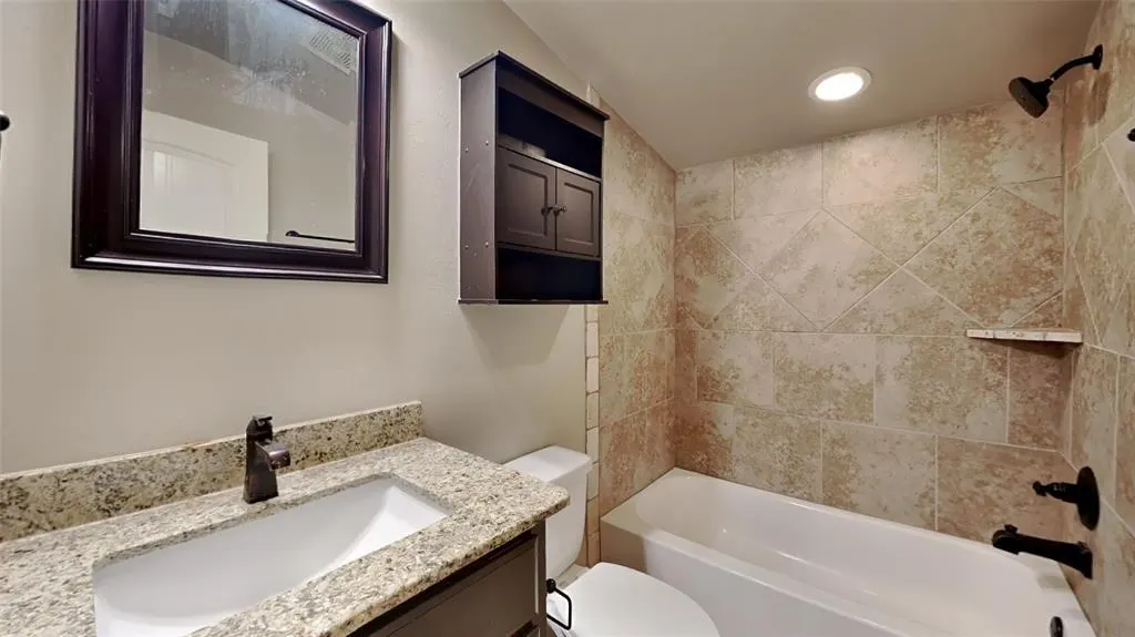 Photo 20 — 13625 Cobblestone Road, Oklahoma City, OK 73142
