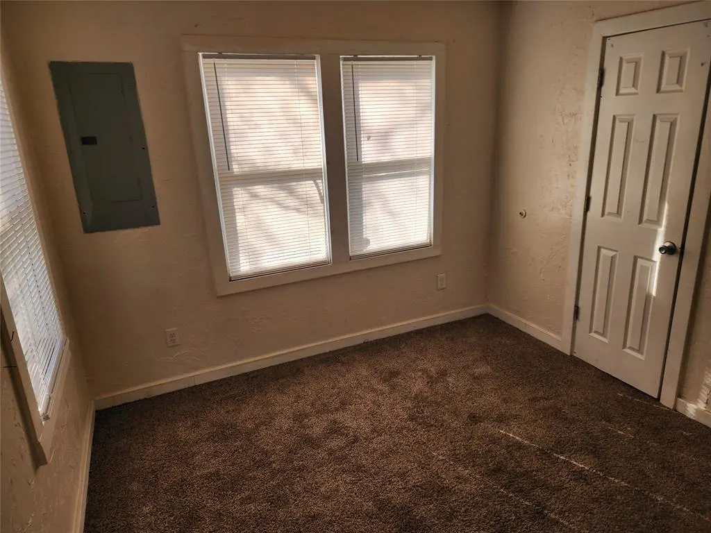 Photo 11 — 616 NW 36th Street, Oklahoma City, OK 73118