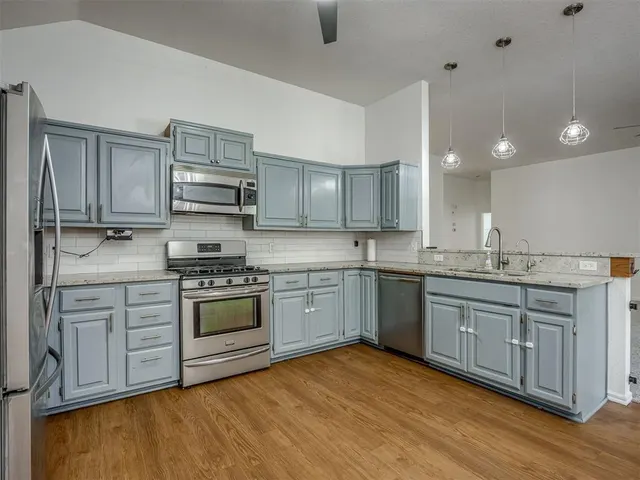 Photo 6 — 11517 Sherwood Court, Midwest City, OK 73130