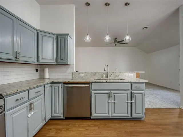 Photo 7 — 11517 Sherwood Court, Midwest City, OK 73130