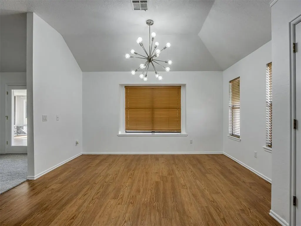 Photo 10 — 11517 Sherwood Court, Midwest City, OK 73130