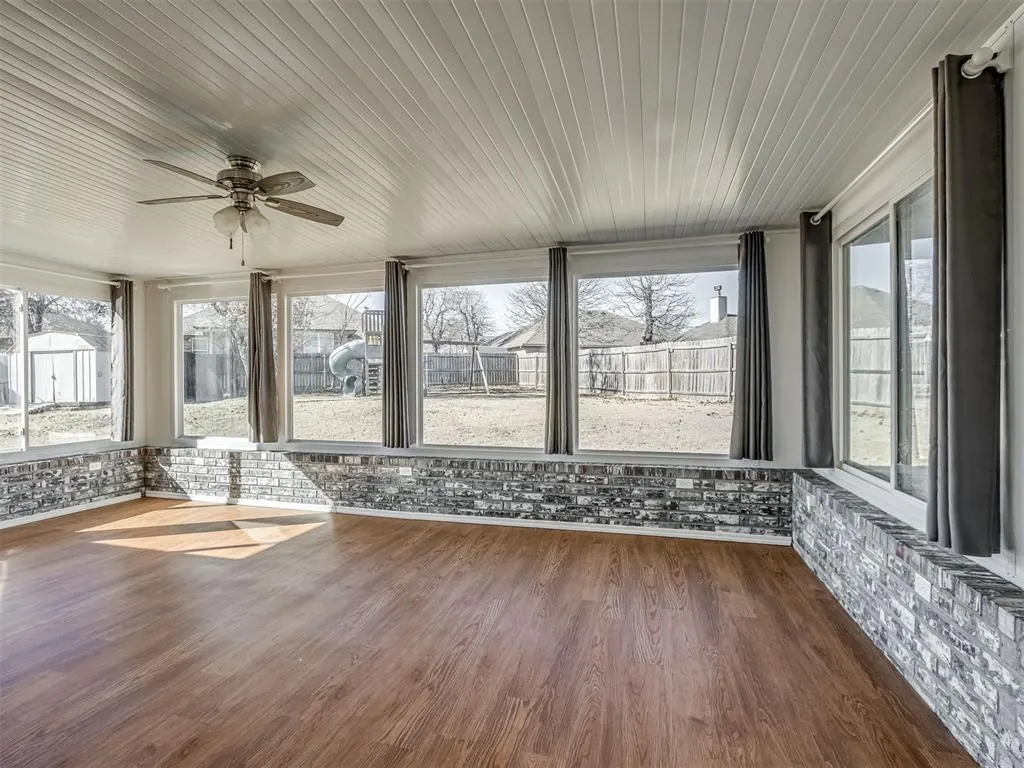 Photo 12 — 11517 Sherwood Court, Midwest City, OK 73130