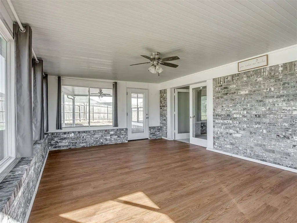 Photo 13 — 11517 Sherwood Court, Midwest City, OK 73130