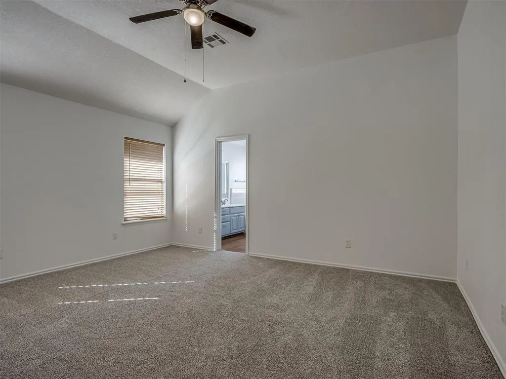 Photo 14 — 11517 Sherwood Court, Midwest City, OK 73130