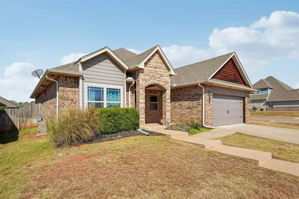 Photo 3 — 8401 NW 140th Street, Oklahoma City, OK 73142