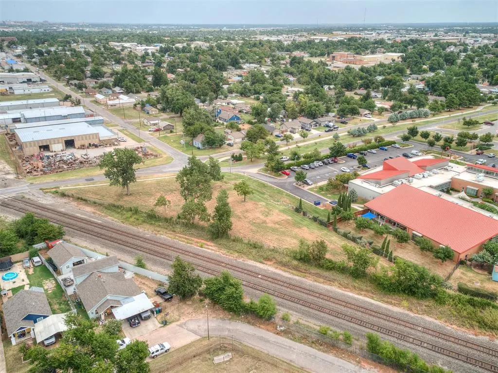 Photo 10 — 430 SE Grand Boulevard, Oklahoma City, OK 73129